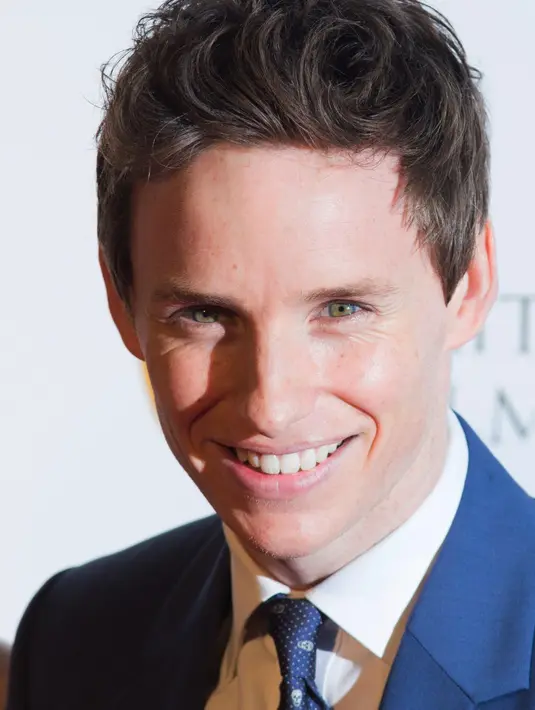Tantangan baru didapatkan Eddie Redmayne kala didapuk sebagai trangender di film 'Danish Girl'. (Bintang/EPA)
