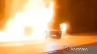 Kronologi Jetour T2 Terbakar Usai Diseruduk BMW di Tol Jagorawi