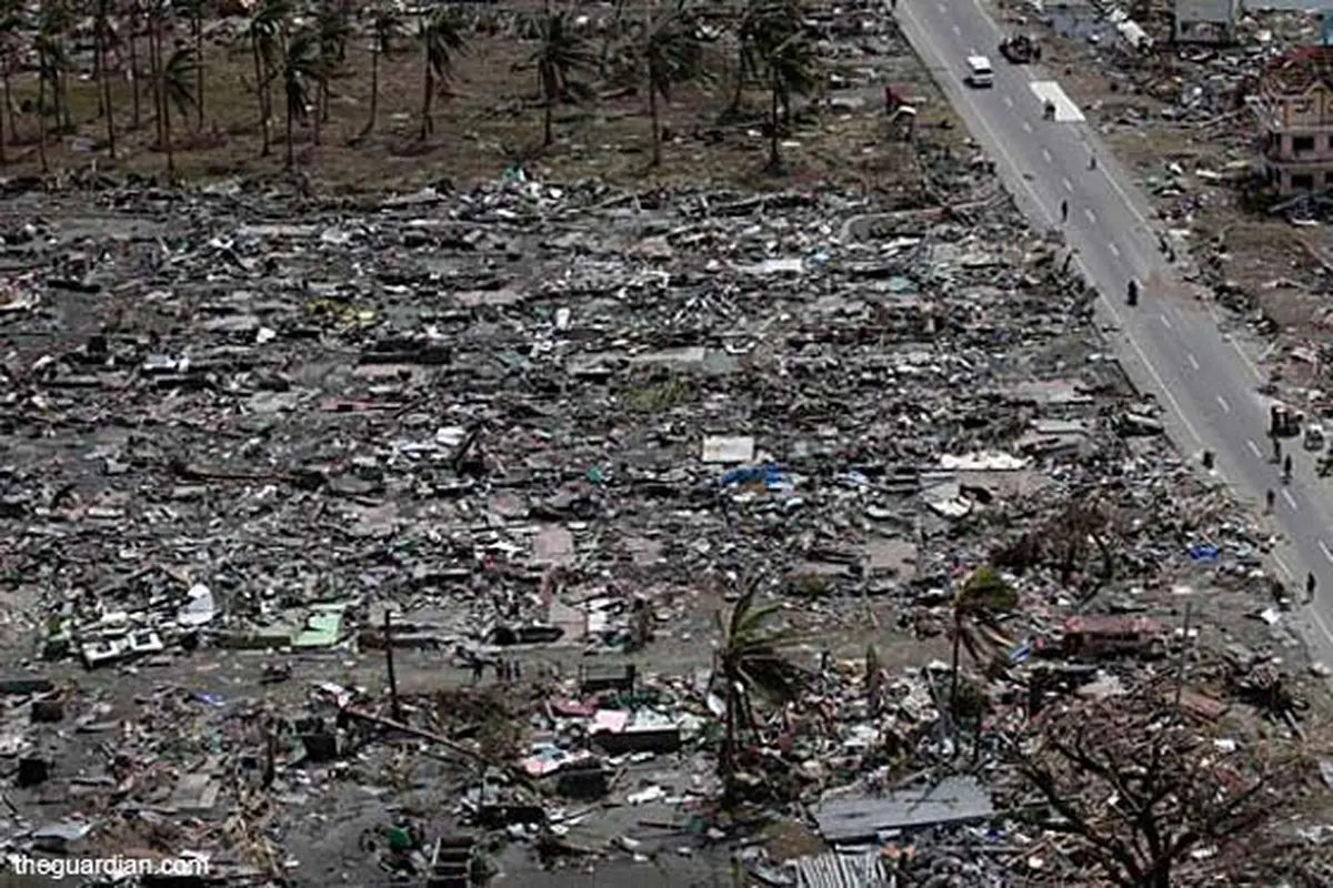 kerugian-topan-haiyan-131113b.jpg