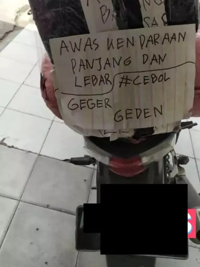 9 Tulisan Kocak di Belakang Motor saat Bawa Barang Ini Bikin Geleng Kepala
