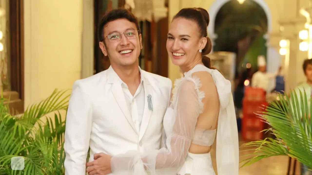[Bintang] Dimas Anggara - Nadine Chandrawinata