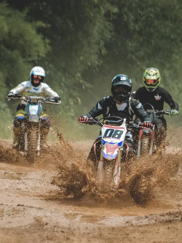 8 Potret Judika Pertama Kali Ikut Main Motor Trail, Jadi Pengalaman Seru