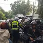 Polisi Mengatur Kemacetan Lalu Lintas. (Dokumentasi Polda Banten).