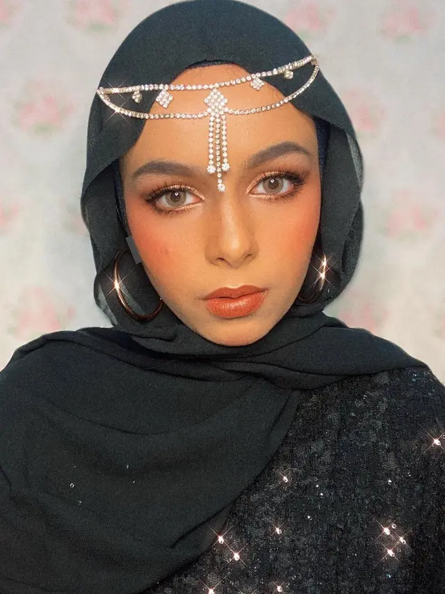 6 Potret Selebgram Dilla Jaidi, Adik Fadil Jaidi yang Jago Art Makeup