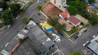 Brasil mempercantik kota mereka dengan pernak-pernik sepak bola menjelang pembukaan Piala Dunia 2026. (AFP/Pedro H. Tesch)