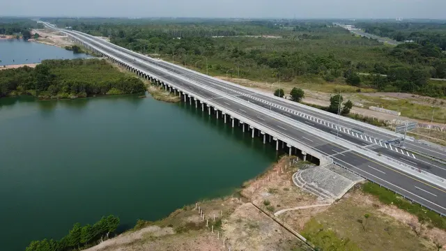 PT Hutama Karya (Persero) akan mulai menarik tarif jalan tol Simpang Indralaya-Muara Enim Seksi Indralaya-Prabumulih dalam waktu dekat. Ruas jalan tol ini sudah beroperasi saat ini tetapi tanpa tarif alias gratis.(Dok Hutama Karya)