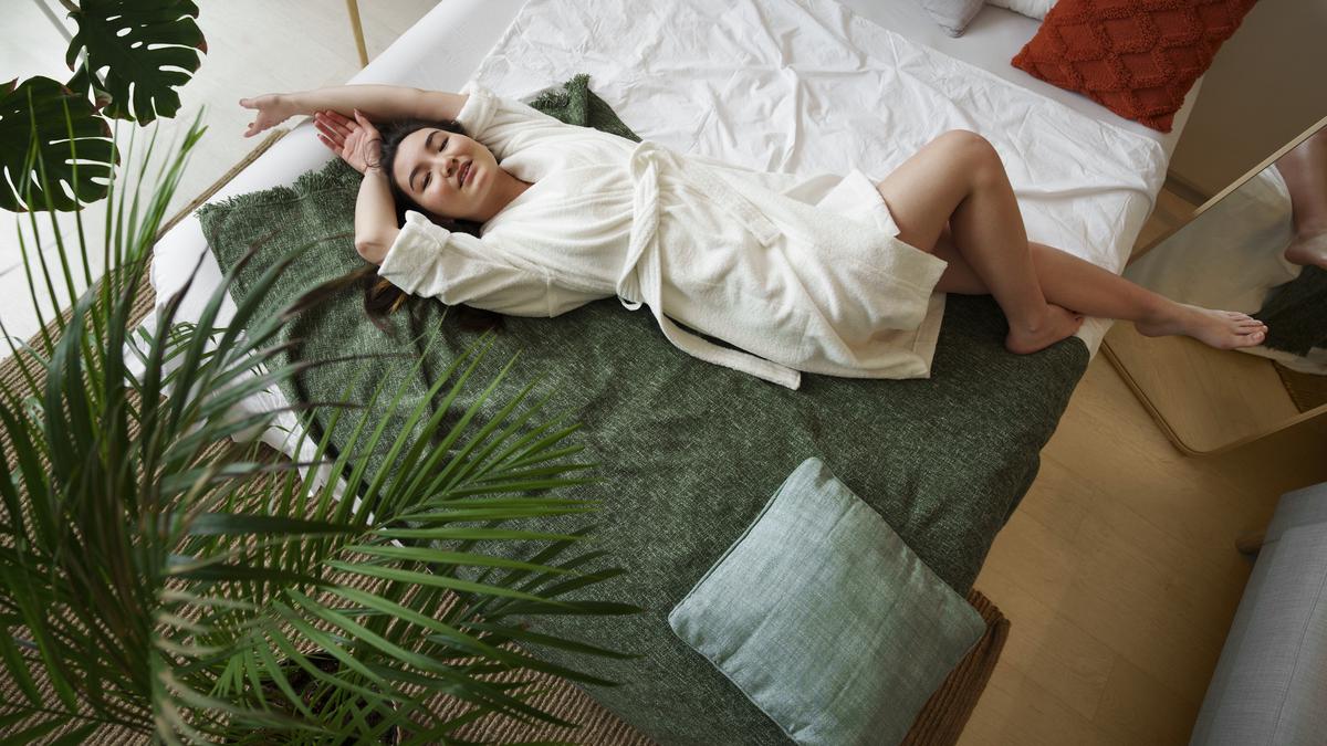 Slow Living Adalah Seni Menjalani Hidup dengan Lebih Sadar, Tenang, dan Bermakna