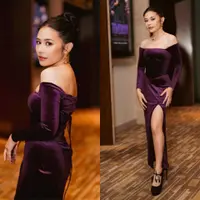 Tampilan Prilly Latuconsina Jadi Produser Film. [@prillylatuconsina96]