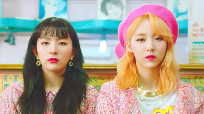 [Bintang] Lirik Lagu Moon Byul MAMAMOO feat Seulgi Red Velvet, Selfish