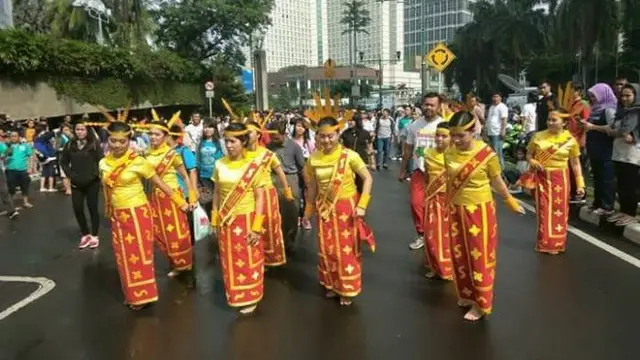 Mendekatkan Nias di Car Free Day, Kamu Bisa Lihat Lompat Batu Pulau Nias Langsung