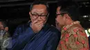 Ketua Umum PAN dan Ketua Umum PKB berbincang usai rapat konsolidasi di kediaman SBY di Cikeas, Jawa Barat, Jumat (23/9). Koalisi Poros Cikeas resmi mengusung Agus Yudhoyono menjadi Balon Gubernur DKI Jakarta. (Liputan6.com/Gempur M Surya)