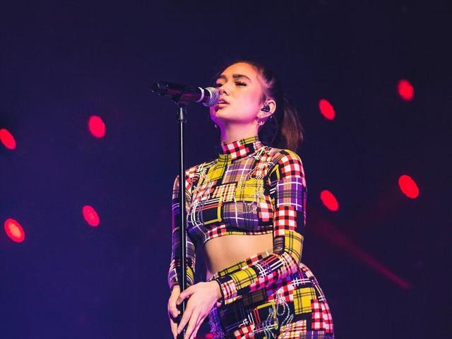 Lirik Lagu Niki Lowkey News Entertainment Fimela Com Download mp3 lagu lolololo gratis, ada 20 daftar lagu lagu lolololo yang bisa anda download. lirik lagu niki lowkey news
