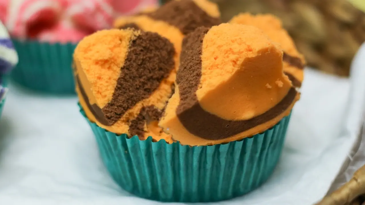 kue kukus bolu thai tea