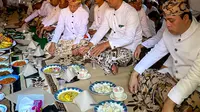 Gerebek Syawal Keraton Kanoman Cirebon, Ziarah Hingga Berebut Koin Berkah