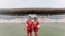 Pada baju kaesang tertulis nomor punggung 12 dengan nama Erina. Sebaliknya, Erina mengenakan jersey dengan nomor punggung 10 bernama Kaesang. @erinagudono.