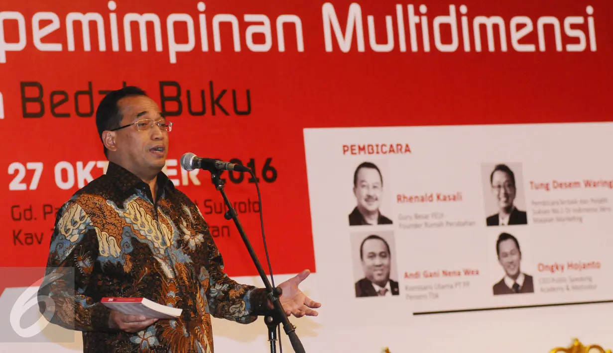 Menteri Perhubungan, Budi Karya Sumadi memberi testimoni jelang seminar dan bedah buku Jokoway di Jakarta, Kamis (27/10). Seminar bertema Era Nawacita dan Relevansi Kepemimpinan Multidimensi. (Liputan6.com/Helmi Fithriansyah)