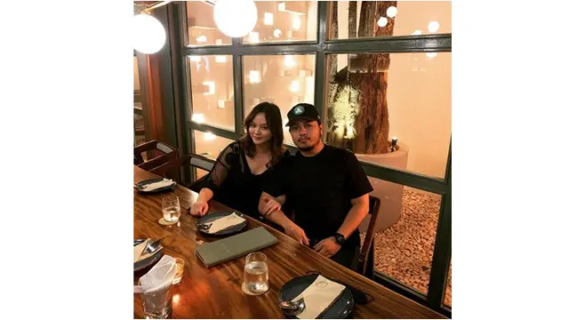 Resmi Menikah, Ini 6 Potret Perjalanan Cinta Artis FTV Puspa Ritchwary dan Suami