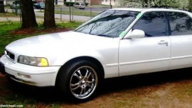 mobil-ditarik-honda-3,7juta-131129d.jpg