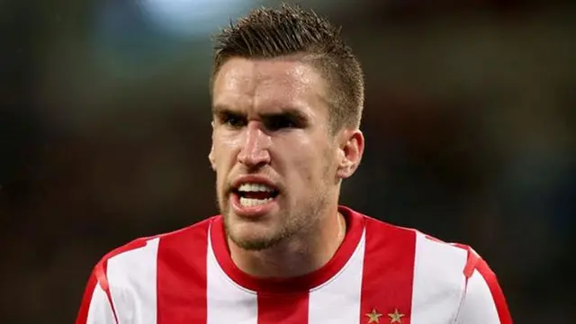 kevin-strootman-131119a.jpg
