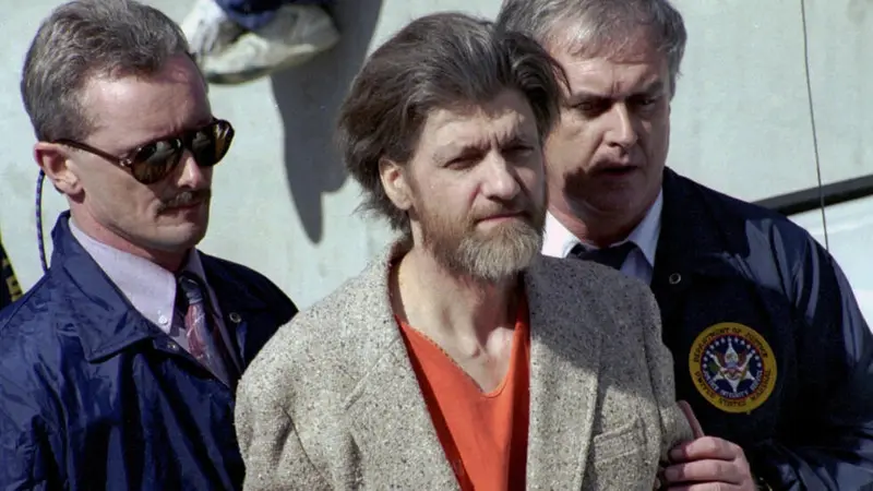 Theodore Kaczynski ditangkap di Montana, Amerika Serikat pada 3 April 1996 (AP).