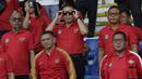Wakil Ketua Umum PSSI, Iwan Budianto, memberikan dukungan untuk Timnas Indonesia U-22 saat melawan Thailand pada SEA Games 2019 di Stadion Rizal Memorial, Manila, Selasa (26/11). Indonesia menang 2-0 atas Thailand. (Bola.com/M Iqbal Ichsan)