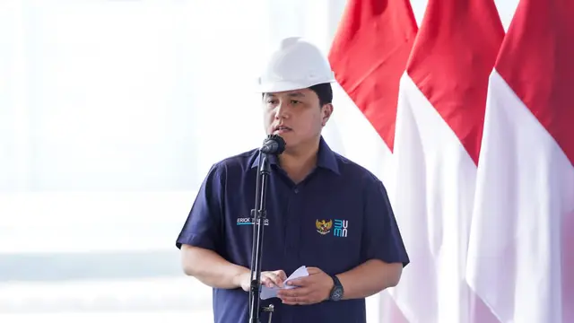 Menteri BUMN Erick Thohir dalam peresmian pabrik pupuk NPK milik PT Pupuk Iskandar Muda, di Aceh oleh Presiden Joko Widodo (Jokowi).