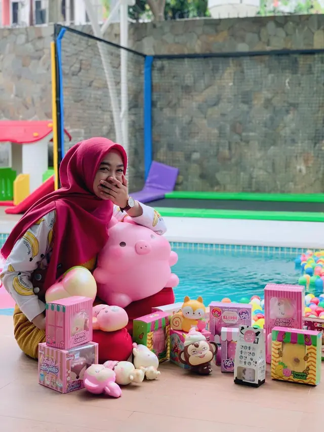 Potret Koleksi Squishy Ria Ricis (sumber: instagram/riaricis1795)