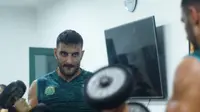 Bek asal Uzbekistan yang memperkuat Persikabo, Artyom Filiposyan. (Bola.com/Nandang Permana)