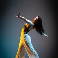 Ilustrasi menari (Foto: unsplash.com/Morgan Petroski)