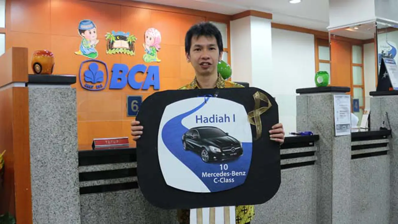 Pengusaha Pompa Air Raih Mercedes-Benz C-Class dari BCA
