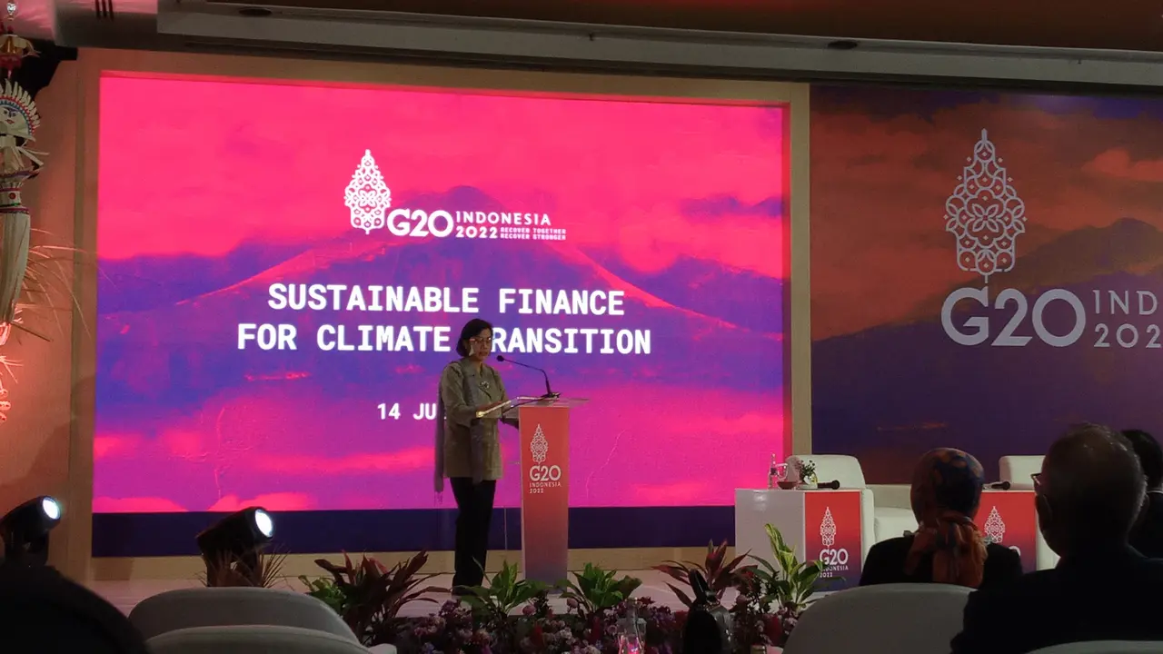 Menteri Keuangan Sri Mulyani Indrawati dalam Sustainable Finance for Climate Transition, Bali International Convention Center, Nusa Dua, Bali, Kamis (13/7/2022).