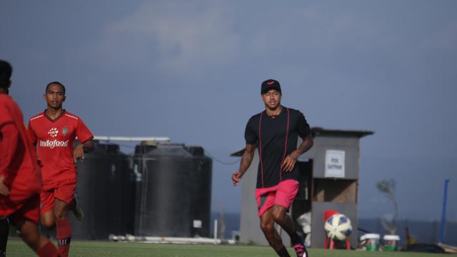 Jesse Lingard, Bali United Training Center