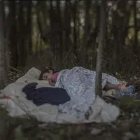 Dimanakah anak-anak pengungsi Suriah tidur? Kamu bisa melihatnya dari foto-foto yang berhasil diabadikan oleh fotografer berikut ini.
