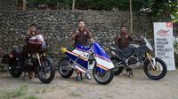 Tiga modifikator lulusan Honda Modif Contest (HMC) 2021 menampilkan kreativitasnya dalam memodifikasi CB150X. (AHM)
