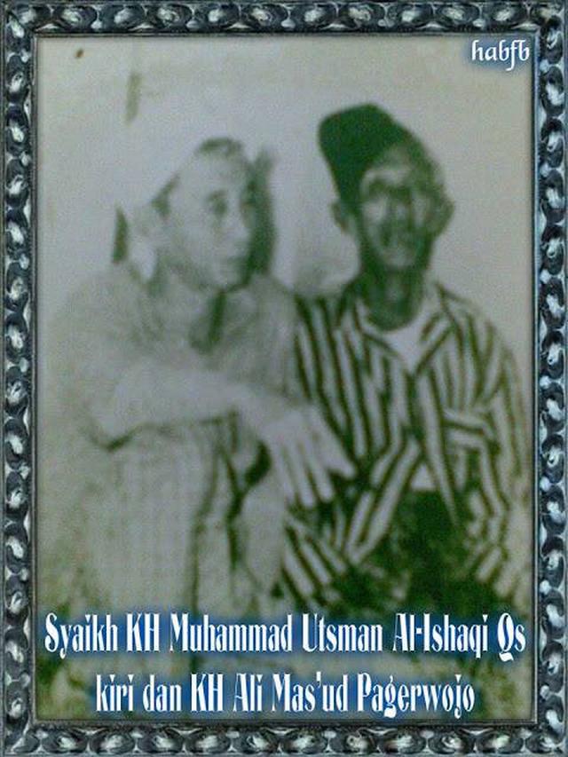 KH Ali Mas'ud (kanan) dan Syaikh KH Muhammad Usman (kiri). (Foto: Istimewa/FB Hamim Jazuli)