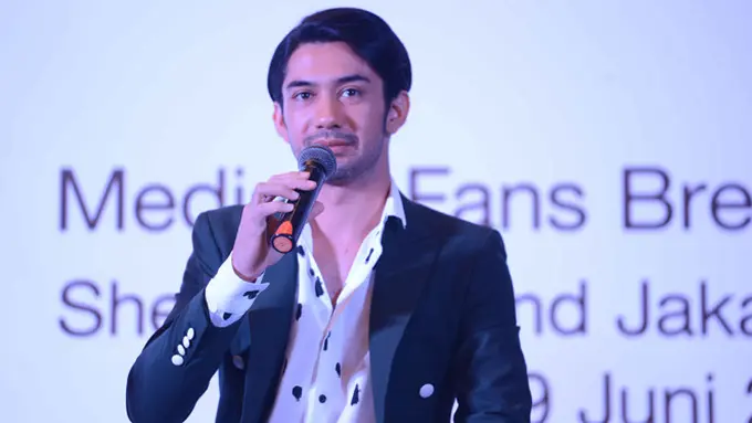 [Bintang] Reza Rahadian