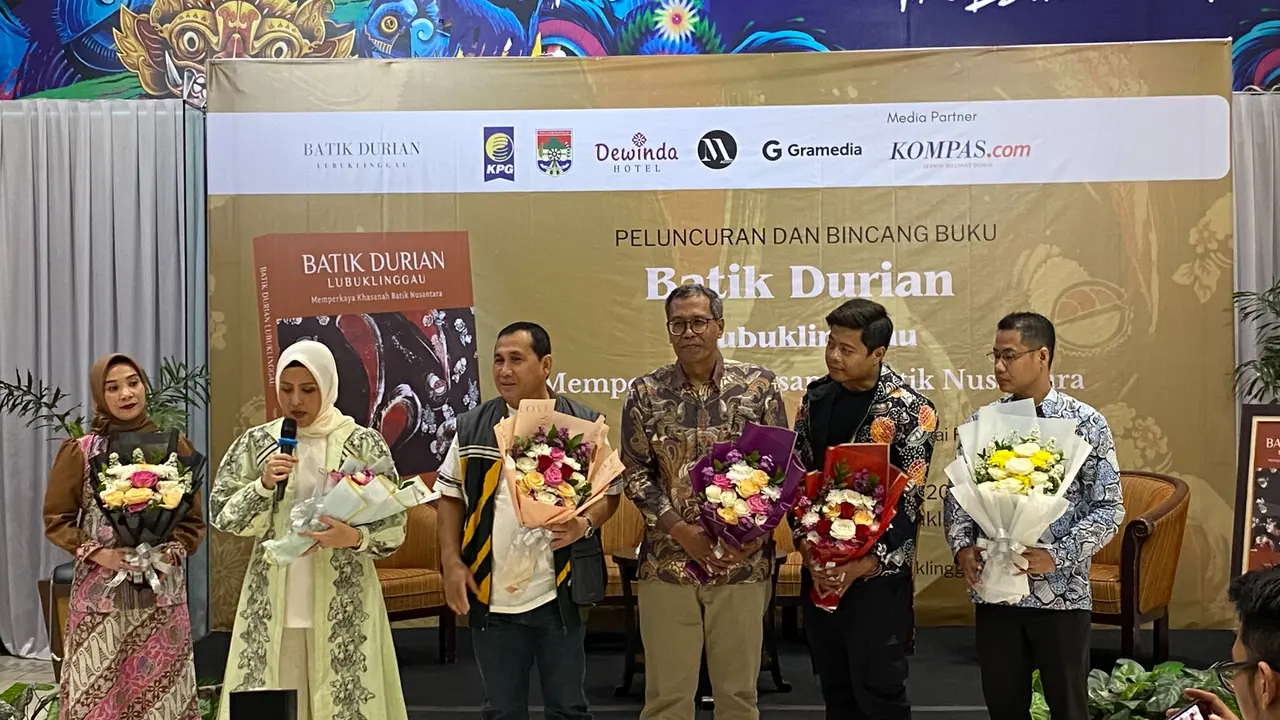 Peluncuran Buku Batik Durian di Gramedia Matraman, Minggu 10 Oktober 2023