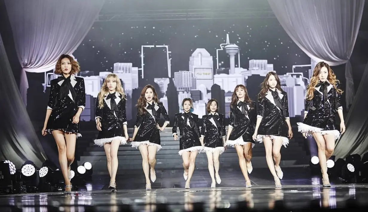 Sebelum berpergian atau keluar dari rumah, para personel SNSD diwajibkan untuk mengenakan makeup. (Foto: Allkpop.com)