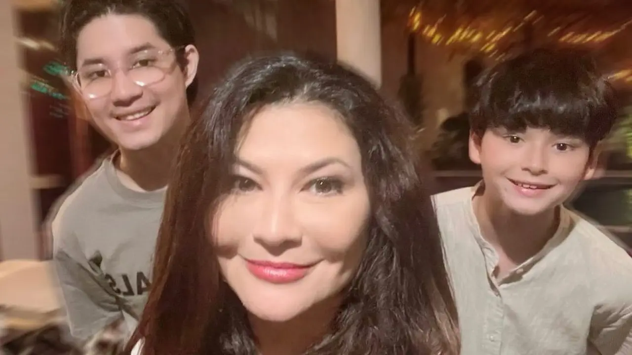 7 Potret Kebersamaan Tamara Bleszynski dan Kenzou, Sedih Sang Ibu Dibully
