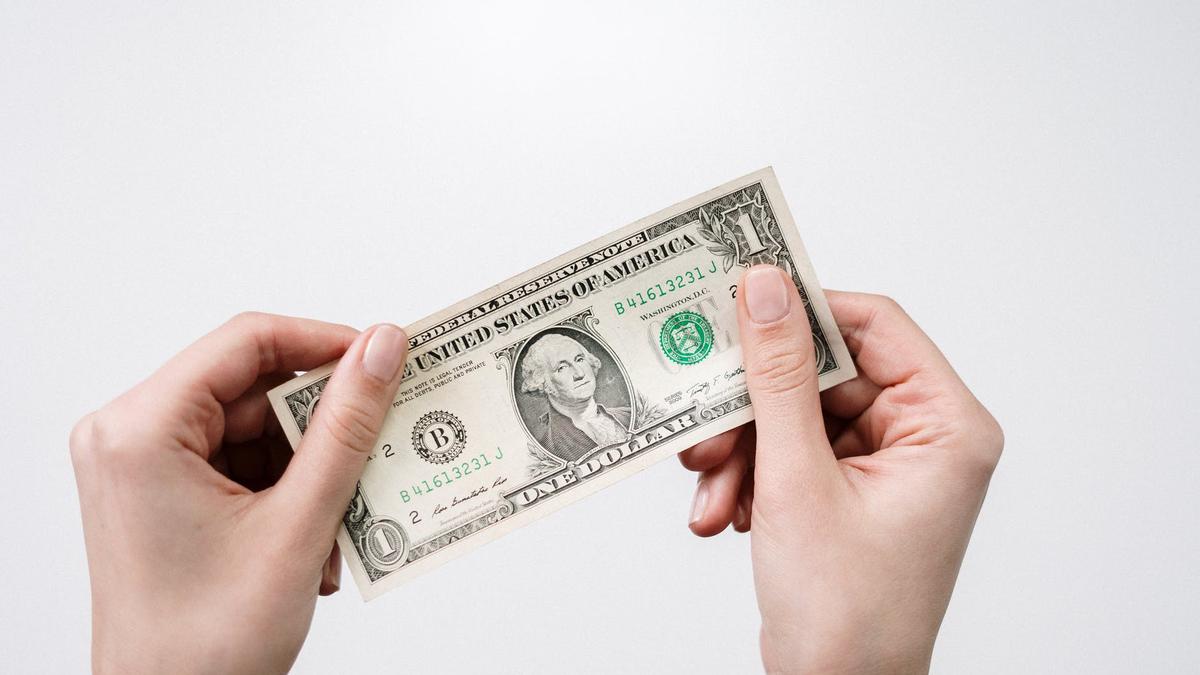 1 Dollar Berapa Rupiah Pahami Nilai Mata Uang Dan Cara Menghitungnya 