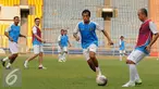 Pesepakbola Indonesia yang tergabung dalam Primavera Baretti melakukan latihan di Stadion GBK Jakarta, Kamis (19/5/2016). Primavera Baretti akan melakoni laga persahabatan melawan para legenda Italia, Sabtu (21/5). (Liputan6.com/Helmi Fithriansyah)