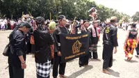 Nyepi, Pesan Toleransi Agama Dari Pawai Ogoh-ogoh di Banten. (Liputan6.com/Yandhi Deslatama).