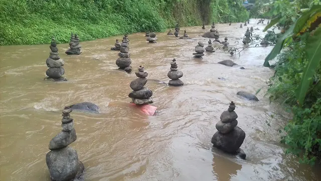 Tumpukan Batu
