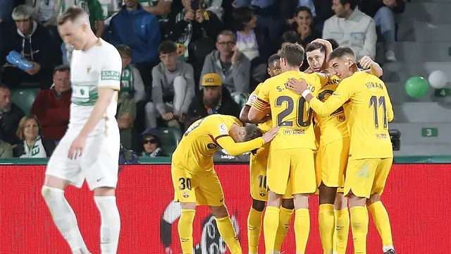 Perayaan gol pemain Barcelona ketika dijamu Elche pada laga LaLiga