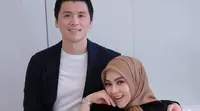 Reino Barack dan Syahrini rayakan ulang tahun pernikahan ke-5. (Sumber: Instagram @reinobarack)