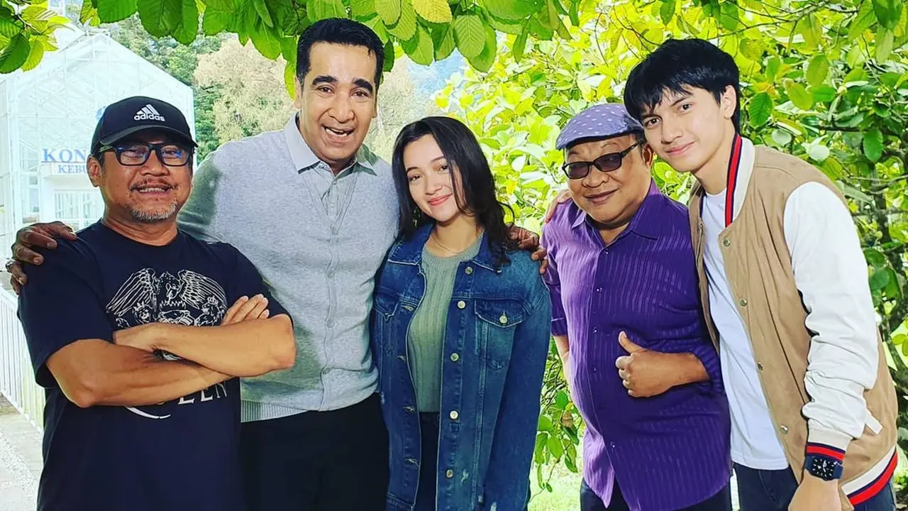 6 Potret Kenangan Edy Oglek Bareng Pemain My Love My Enemy, Jadi Sinetron Terakhir