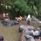 Tim SAR Gabungan mencari tiga siswa sekolah dasar yang tenggelam di kawasan wisata Coban Talun, Kota Batu, Jawa Timur (BPBD Kota Batu)