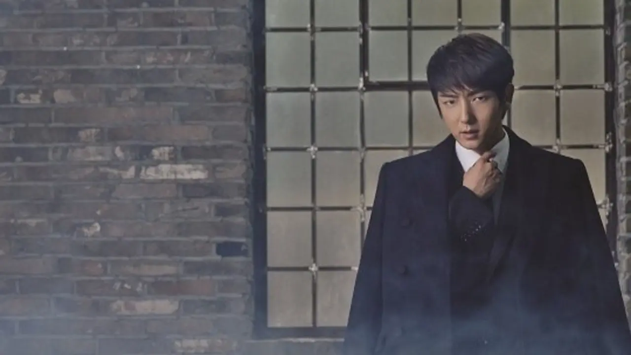 Lee Jun Ki Sangat Menjiwai Saat Berakting sebagai Vampire