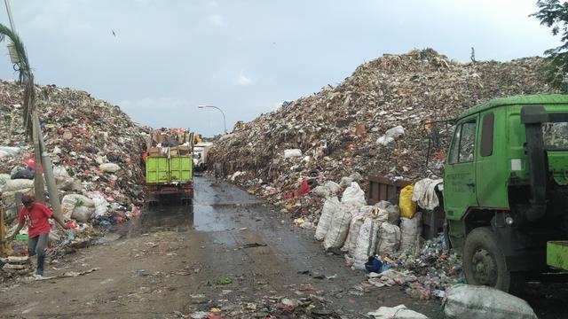 Walkot Makassar Bakal Lantik 435 Kepsek di Sarang Sampah