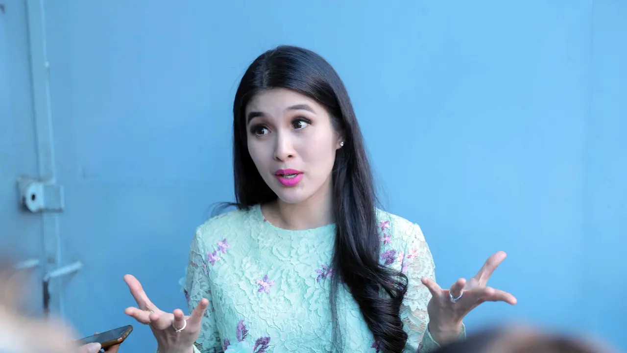 Sandra Dewi